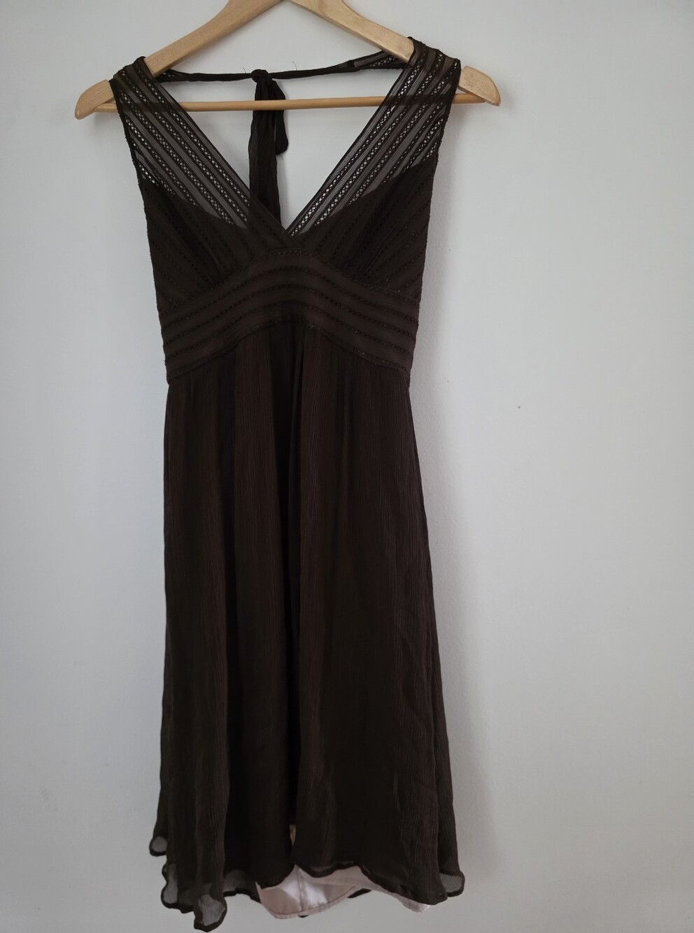 BCBGMaxAzria Dark Brown Sleeveless V‑Neck Midi Dress